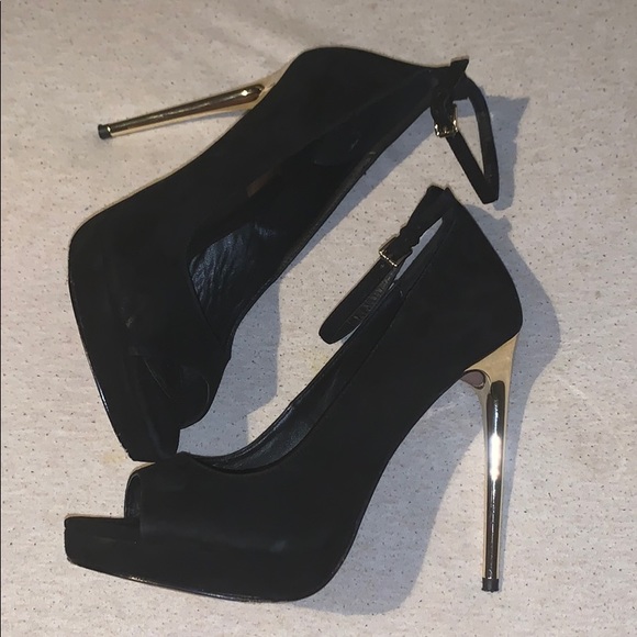 BCBG Black Peep Toe Gold Heel Stiletto - Picture 4 of 5